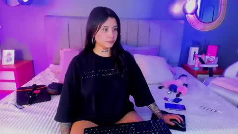 nathalia stone  online show from 06.16.26