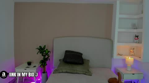 NATHALY  online show from 06.06.26