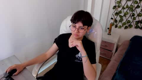 nathalyy_ds online show from 11.05.25