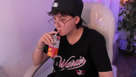 nathalyy_ds online show from 04.16.26