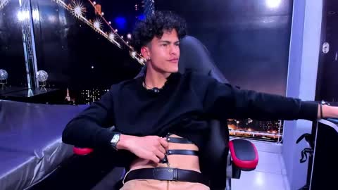 nathan_carson1 online show from 12.02.24