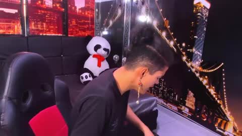 nathan_carson1 online show from 12.12.24