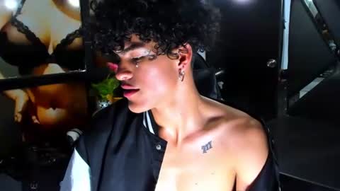 nathan_carson1 online show from 12.31.24