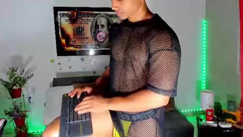 Snapshot of nathan_sexy247 chatting on 07.03.26 Nathan online show from 07.03.26