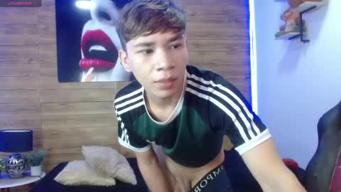 Snapshot of nathanclay chatting on 05.21.26 nathanclay online show from 05.21.26