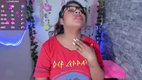 Naty online show from 12.20.25