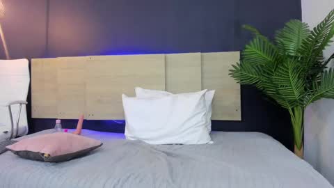 nathy_ross online show from 02.21.25