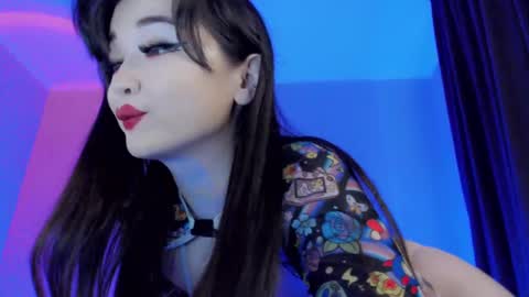 Snapshot of natsumi18 chatting on 03.05.25 natsumi18 online show from 03.05.25