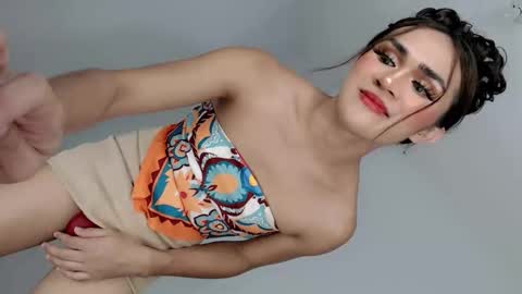 Nathalie smith online show from 06.05.26