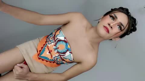 Nathalie smith online show from 06.05.26