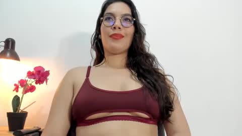 Natty Trainor online show from 06.10.26