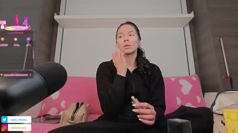 NATTY FIERROS online show from 02.14.25