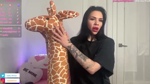 NATTY FIERROS online show from 03.10.25