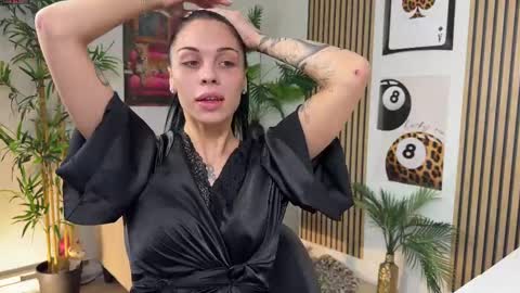 NATTY FIERROS online show from 09.21.25