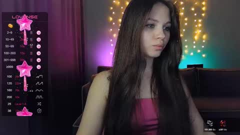 Snapshot of nature_starlight chatting on 02.22.25 Eva online show from 02.22.25