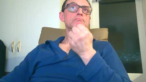 naturista25 online show from 11.05.25