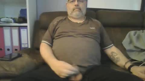 Snapshot of naturistmale45 chatting on 01.17.25 naturistmale45 online show from 01.17.25