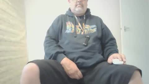 Snapshot of naturistmale45 chatting on 09.11.25 naturistmale45 online show from 09.11.25