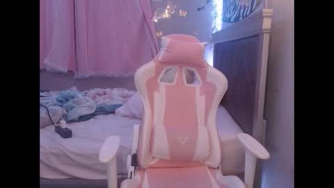 Snapshot of natxurall chatting on 03.01.26 Amara rose online show from 03.01.26