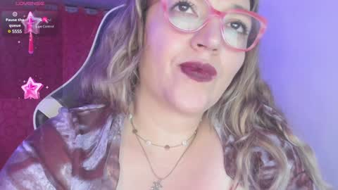 Snapshot of naty__mature_ chatting on 01.26.25 Nataly online show from 01.26.25