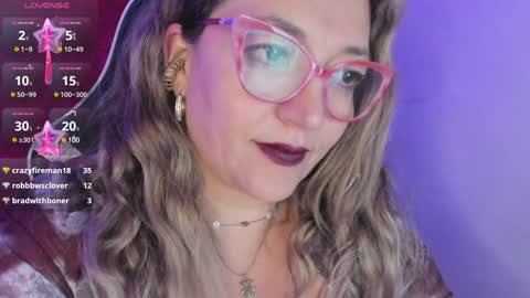 Snapshot of naty__mature_ chatting on 01.26.25 Nataly online show from 01.26.25