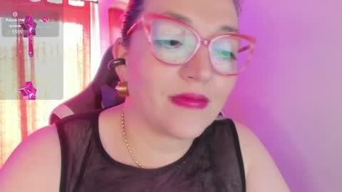 Snapshot of naty__mature_ chatting on 01.30.25 Nataly online show from 01.30.25