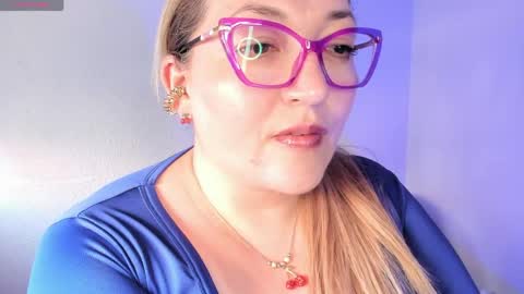 Snapshot of naty__mature_ chatting on 04.27.26 Nataly online show from 04.27.26