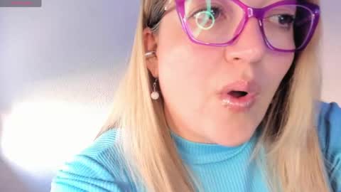 Snapshot of naty__mature_ chatting on 05.04.26 Nataly online show from 05.04.26