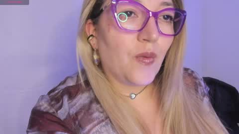 Snapshot of naty__mature_ chatting on 05.14.26 Nataly online show from 05.14.26