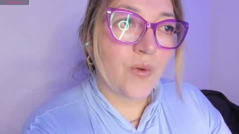 Snapshot of naty__mature_ chatting on 05.17.26 Nataly online show from 05.17.26