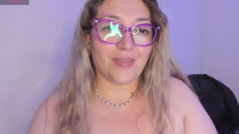 Snapshot of naty__mature_ chatting on 05.19.26 Nataly online show from 05.19.26