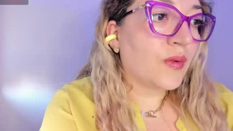 Snapshot of naty__mature_ chatting on 05.23.26 Nataly online show from 05.23.26