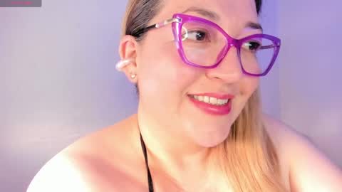 Snapshot of naty__mature_ chatting on 05.31.26 Nataly online show from 05.31.26
