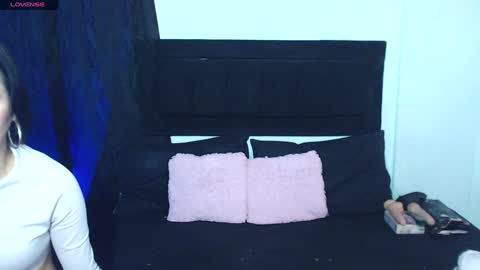 naty_cami_ online show from 01.30.25