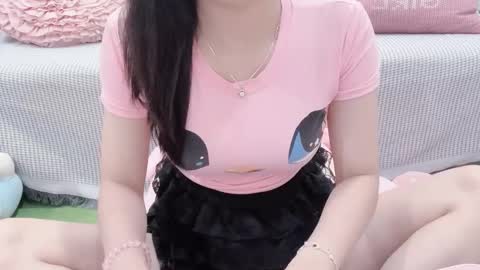 Kiki online show from 10.13.25