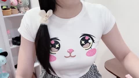 Snapshot of natycutiegirl chatting on 04.29.26 Kiki online show from 04.29.26