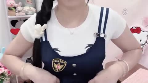 Snapshot of natycutiegirl chatting on 07.16.26 Kiki online show from 07.16.26