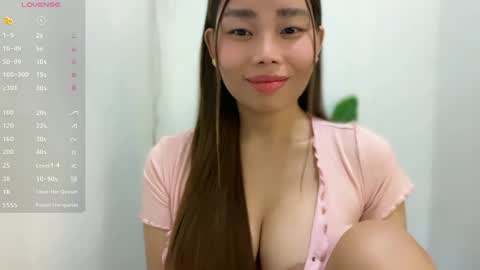 Shuvee Keiko Half Japanese  Half Pinay online show from 05.13.26