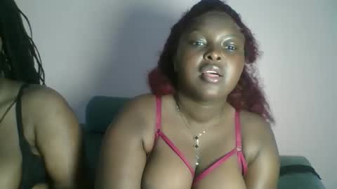 naughti_garlie online show from 04.28.26