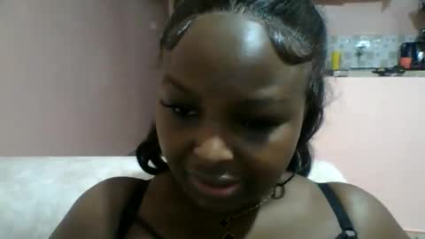 naughti_garlie online show from 06.08.26