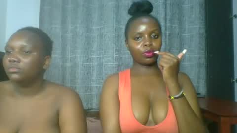 naughtty_bella8 online show from 07.12.26