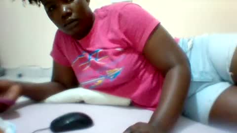 Snapshot of naughty_baddie5 chatting on 07.21.26 candy online show from 07.21.26