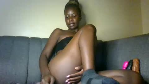 Snapshot of naughty_jee chatting on 05.28.26 jee online show from 05.28.26