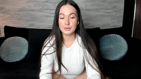 Elena online show from 04.07.26