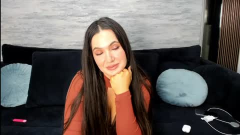 Elena online show from 05.12.26
