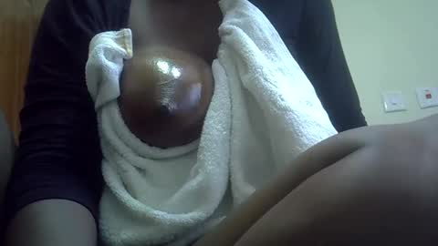 Snapshot of naughty_tash21 chatting on 02.05.25 Naughty online show from 02.05.25