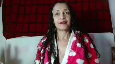 Snapshot of naughty_tita chatting on 06.16.26 Tita Madurita online show from 06.16.26
