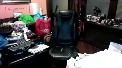 Snapshot of naughtybone chatting on 10.14.25 naughtybone online show from 10.14.25