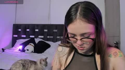 LANAindependent model online show from 07.27.26
