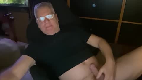 Snapshot of naughtydaddyla chatting on 02.21.25 naughtydaddyla online show from 02.21.25